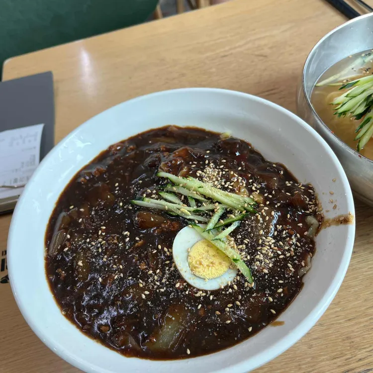 행복한칼짜장 대표 사진