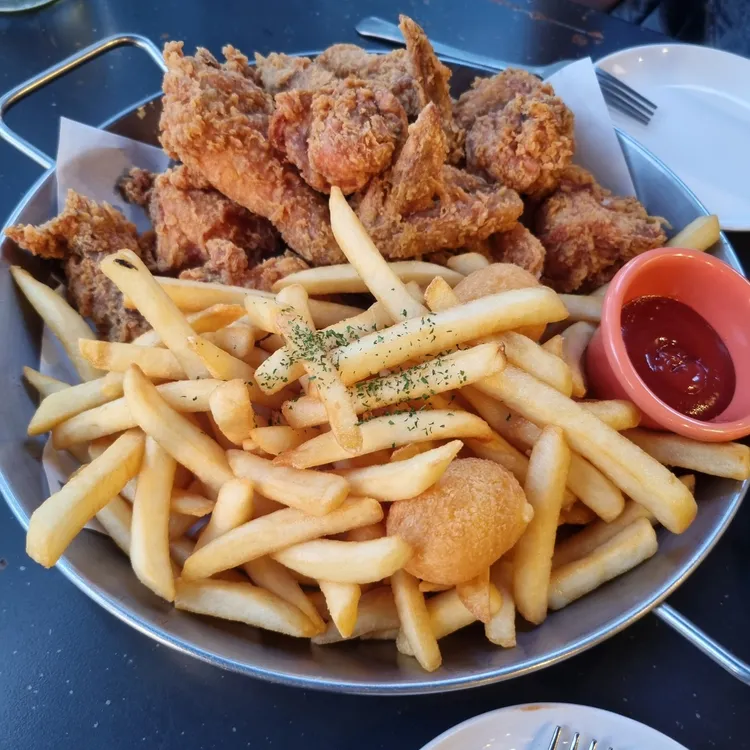 BBQ치킨 대표 사진