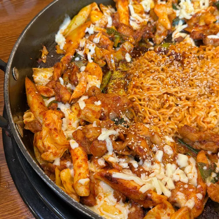 유가네닭갈비  대표 사진