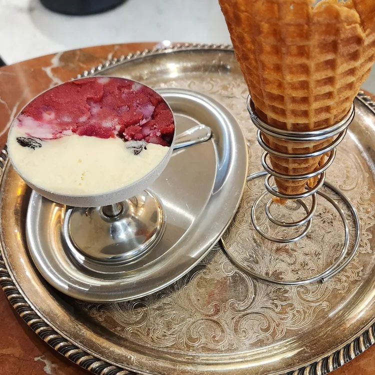 랑꼬뉴 대표 사진