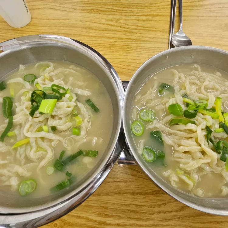 예가닭칼국수 대표 사진