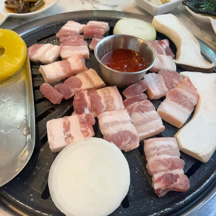 진주숯불삼겹살 대표 사진