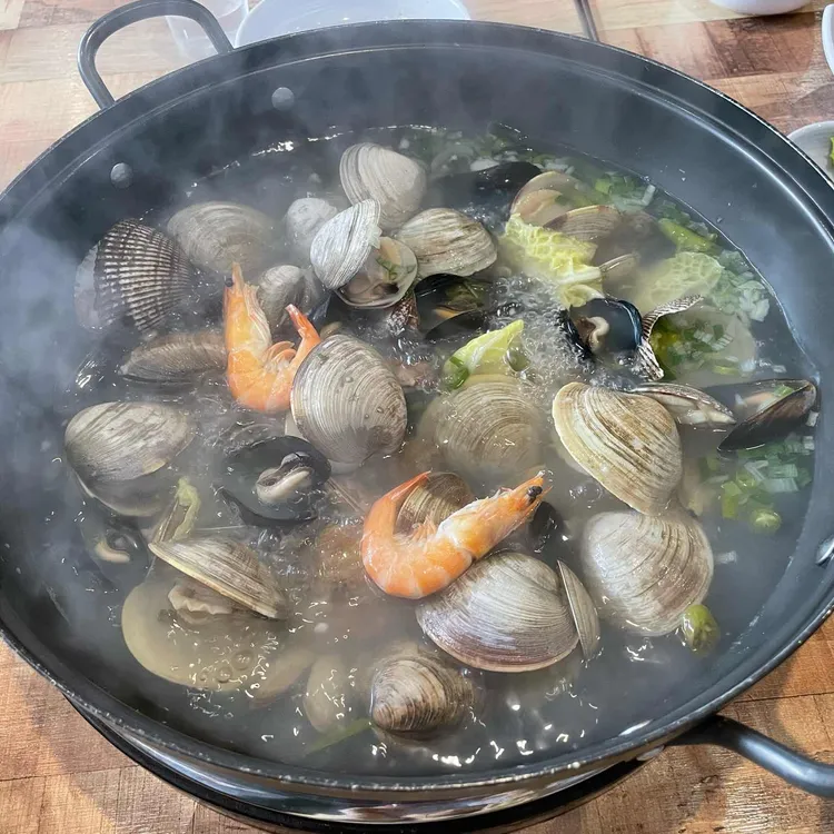 택이네 조개전골 대표 사진