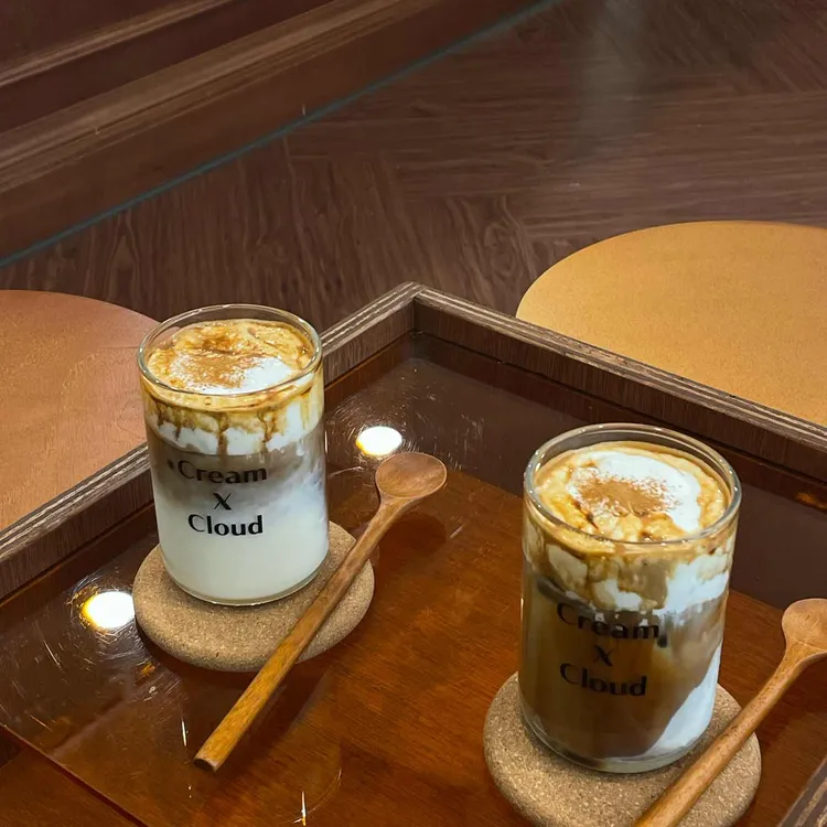 크림 X 클라우드 대표 사진