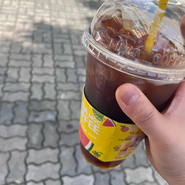 메가커피 대표 사진