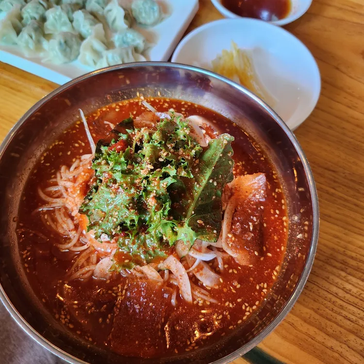 시가올비빔국수 대표 사진