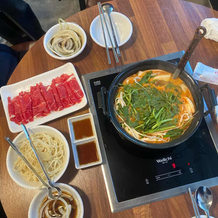 등촌샤브칼국수 대표 사진
