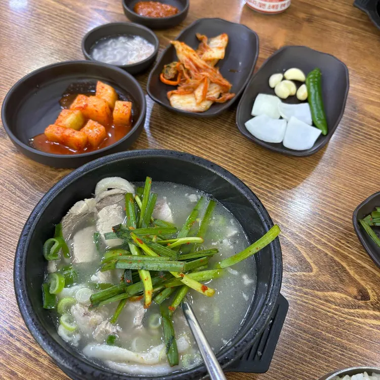 초량돼지국밥 대표 사진