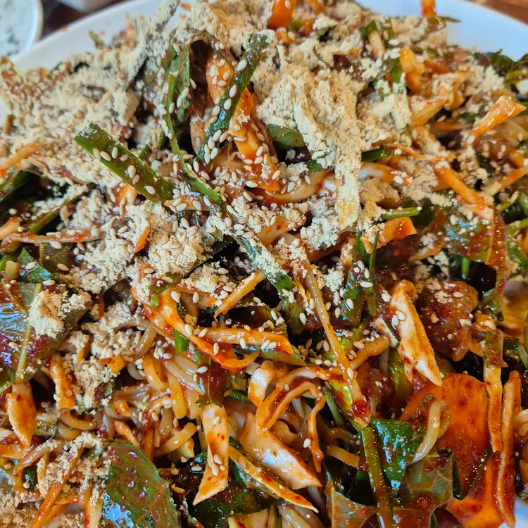 몽마르치킨호프 대표 사진
