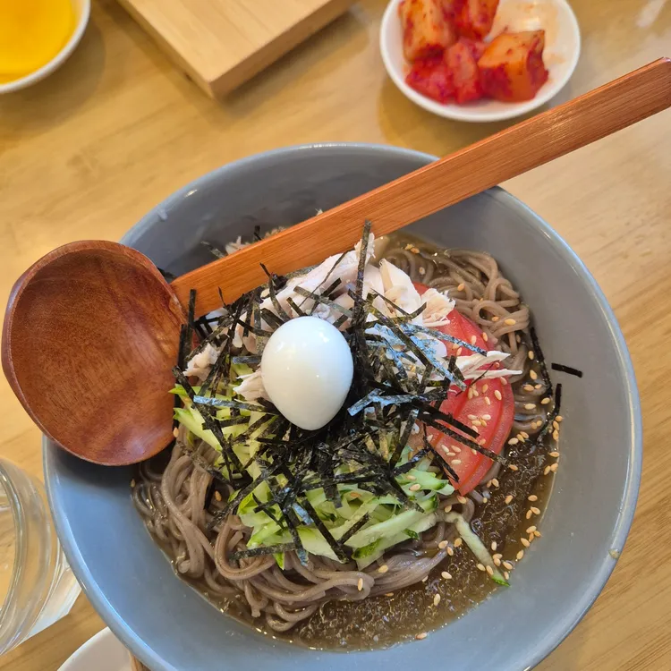후레쉬 대표 사진