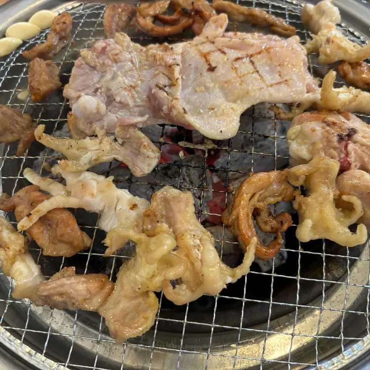 무한숯불닭구이 대표 사진