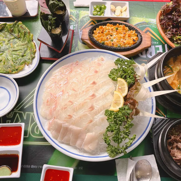 갯바위 - 범계 횟집, 대방어 맛집 | 다이닝코드, 빅데이터 맛집검색