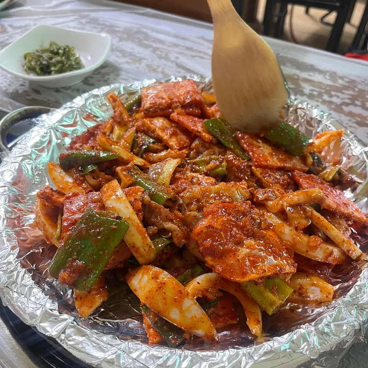 흥일회관 대표 사진