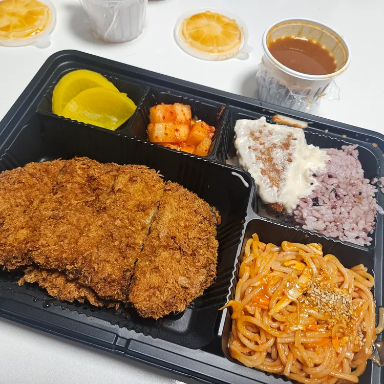 배터지는생동까스 대표 사진