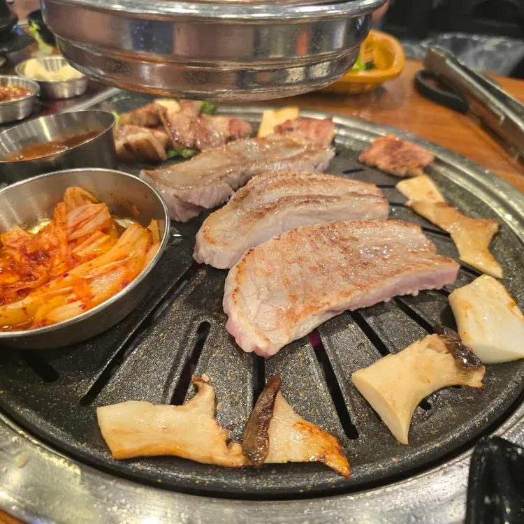 우리도한번잘구워보세 대표 사진