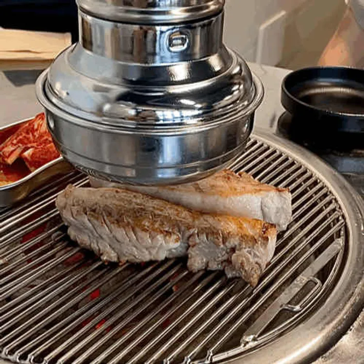 일품돼지 대표 사진