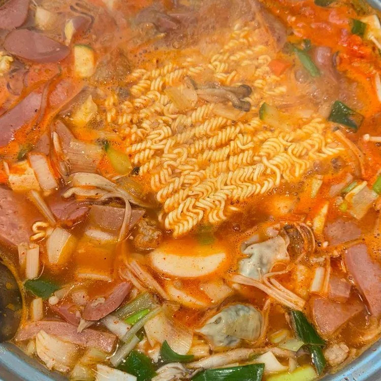 팍스부대찌개 대표 사진