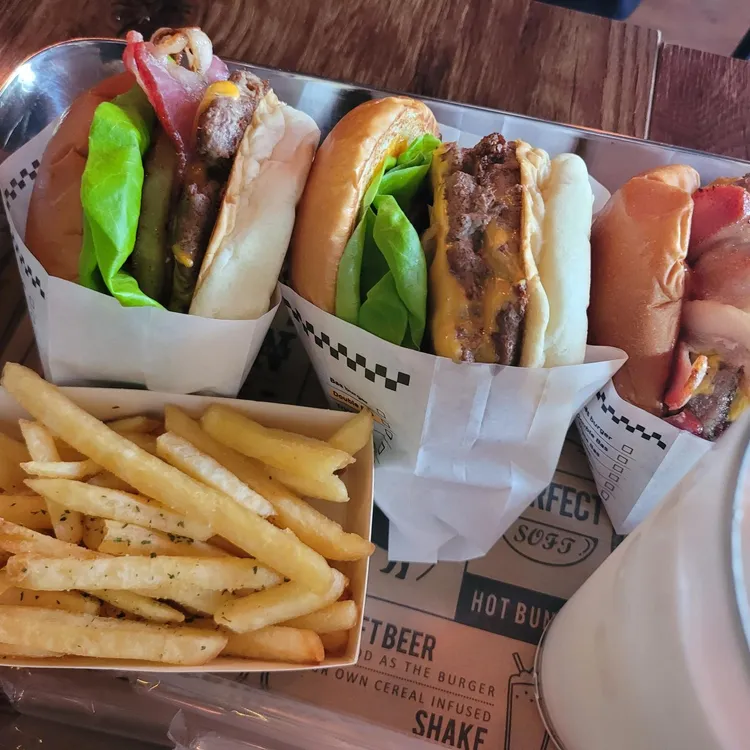 바스버거  대표 사진