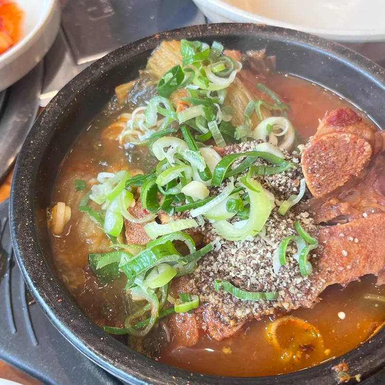 전준수 명품청기와감자탕 대표 사진