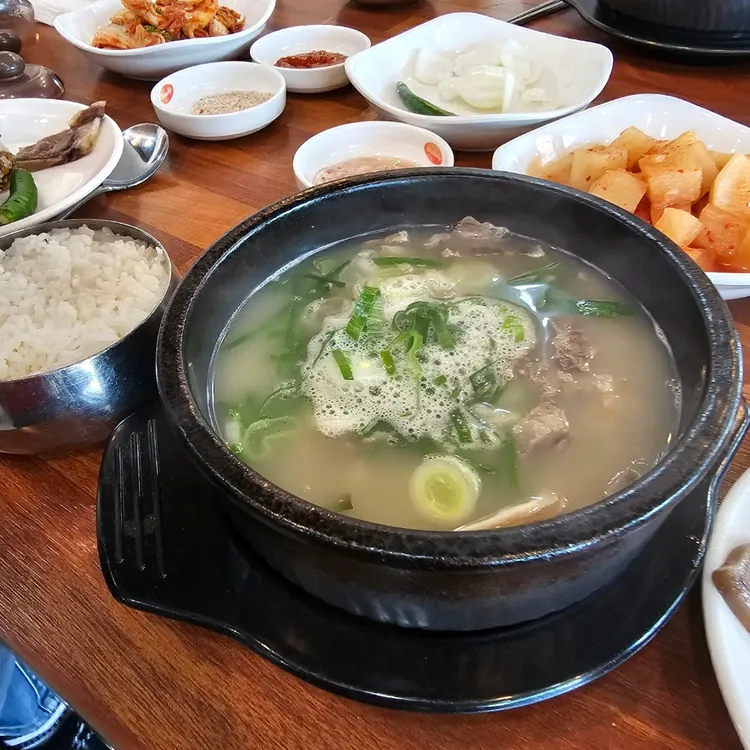 한돈순대국 대표 사진