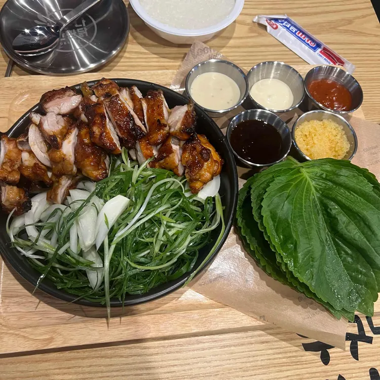 누구나홀딱반한닭 대표 사진