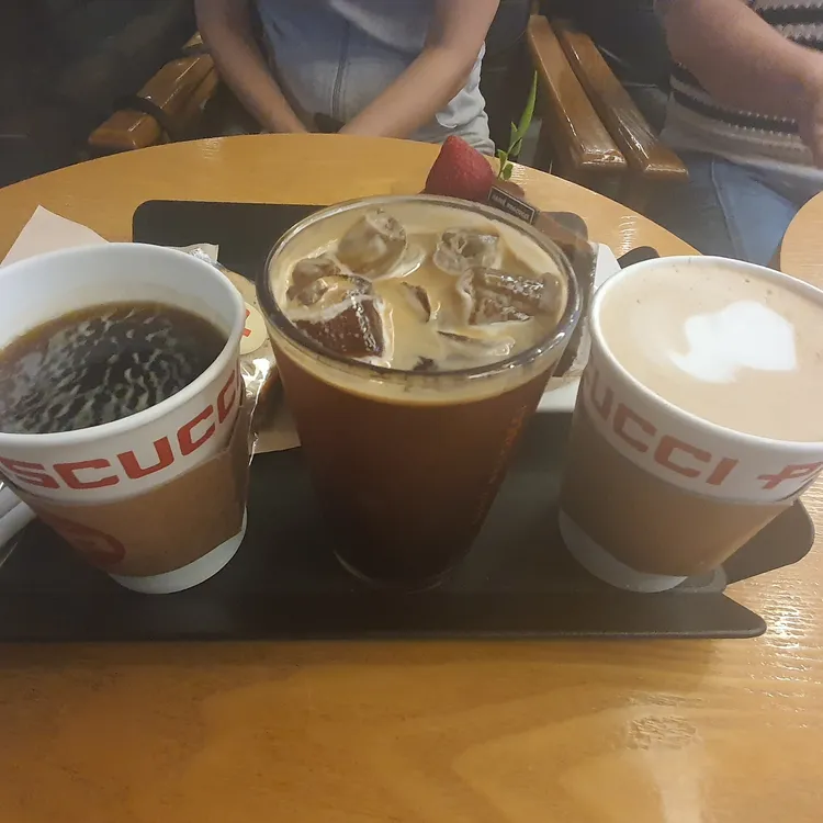 파스쿠찌 사진 1