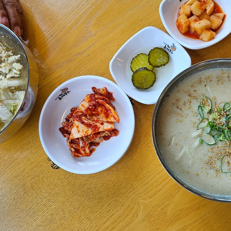미사리밀빛초계국수 대표 사진