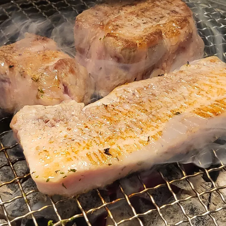 두건쓴형제 대표 사진
