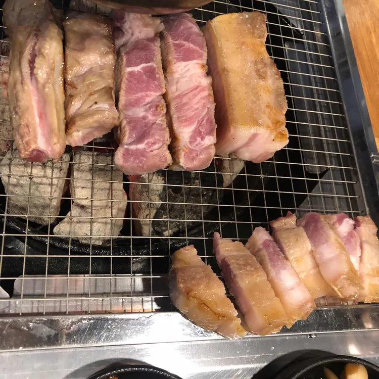 제주돈돼지 대표 사진