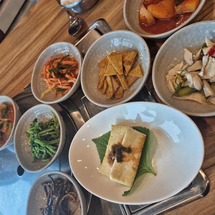 윤식당 대표 사진