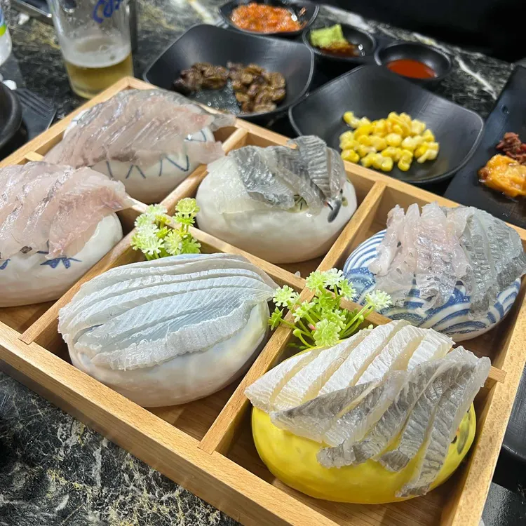친구랑횟집 대표 사진