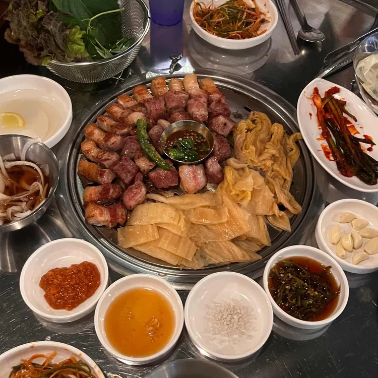 부산댁 대표 사진