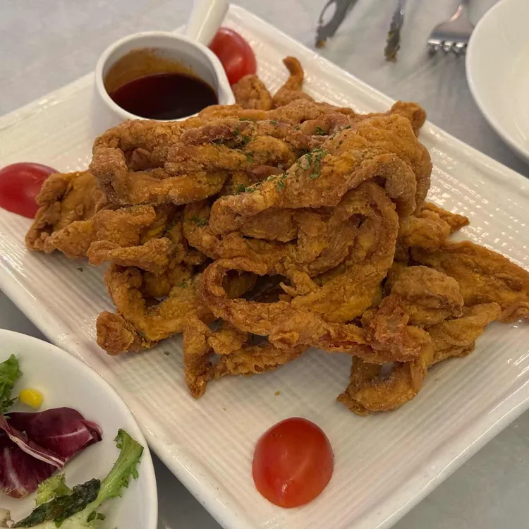 몰틀리 대표 사진