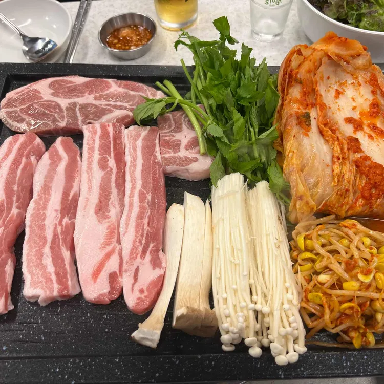 경아식당 신림점 - 신림 부대찌개, 묵은지삼겹살 맛집 | 다이닝코드, 빅데이터 맛집검색