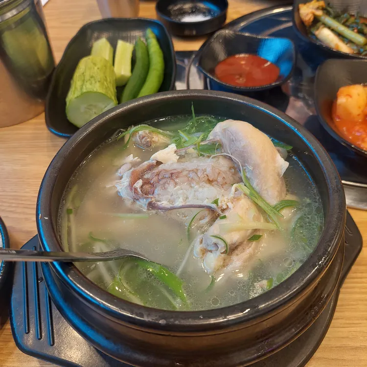 포도원삼계탕앤닭한마리 대표 사진