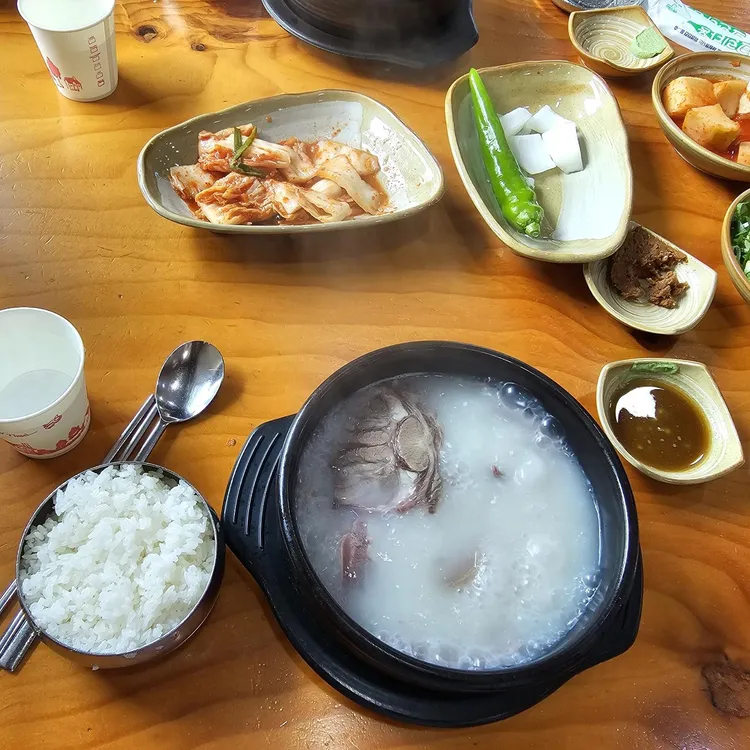 전주장작불곰탕 대표 사진