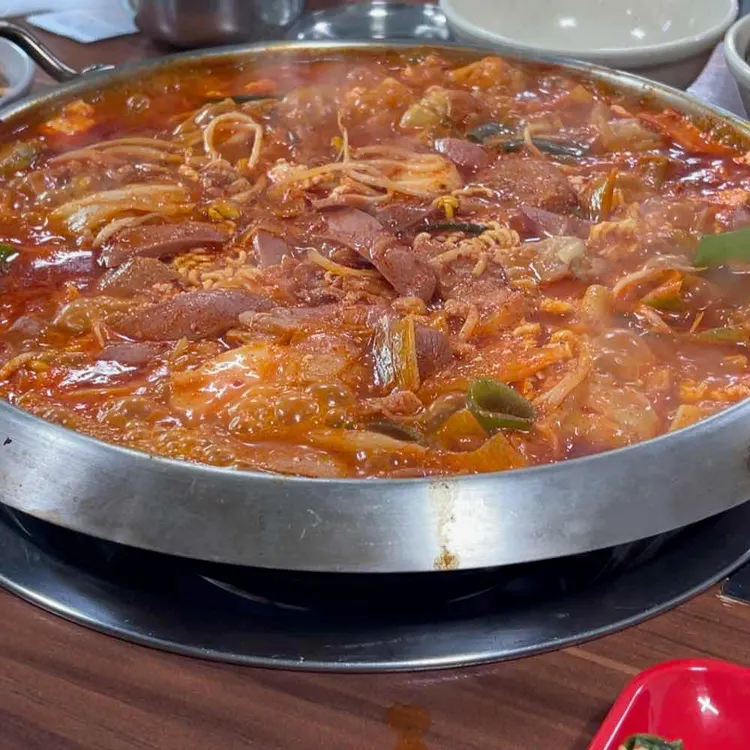 유민이네부대찌개육개장 대표 사진