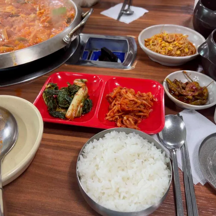 유민이네부대찌개육개장 대표 사진