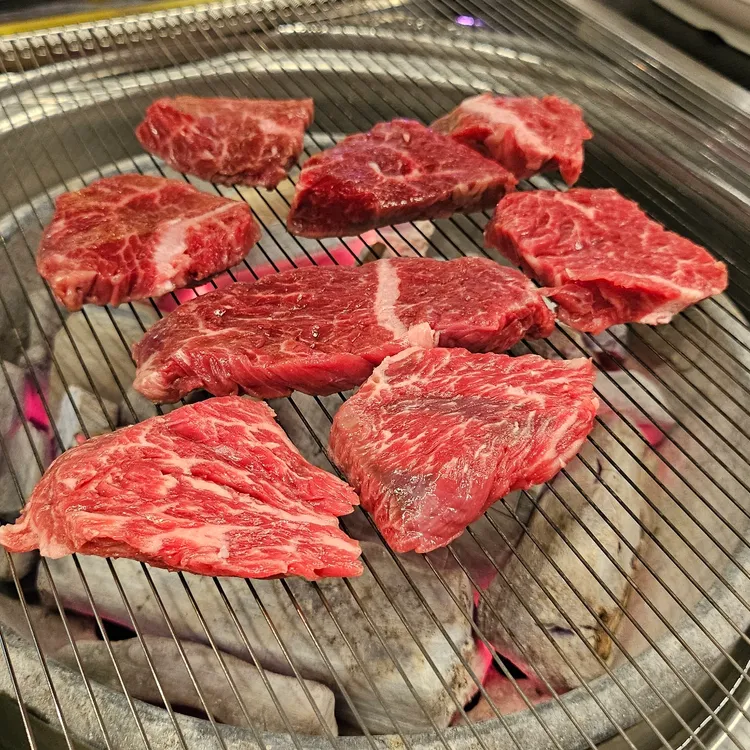 우한판 대표 사진