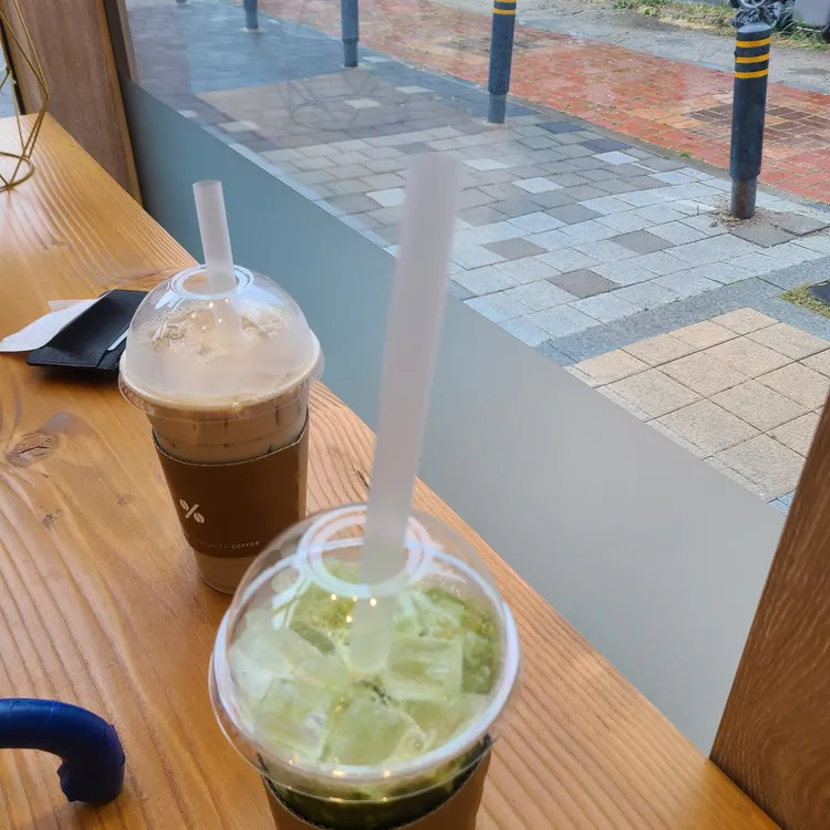 텐퍼센트커피 대표 사진