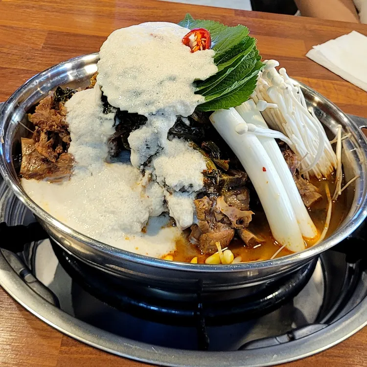 맷돌우리콩감자탕 대표 사진