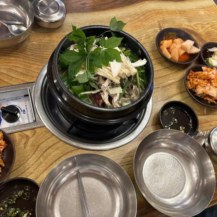 항아리갈비탕 대표 사진