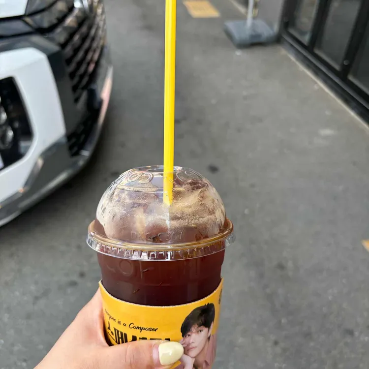 컴포즈커피 대표 사진