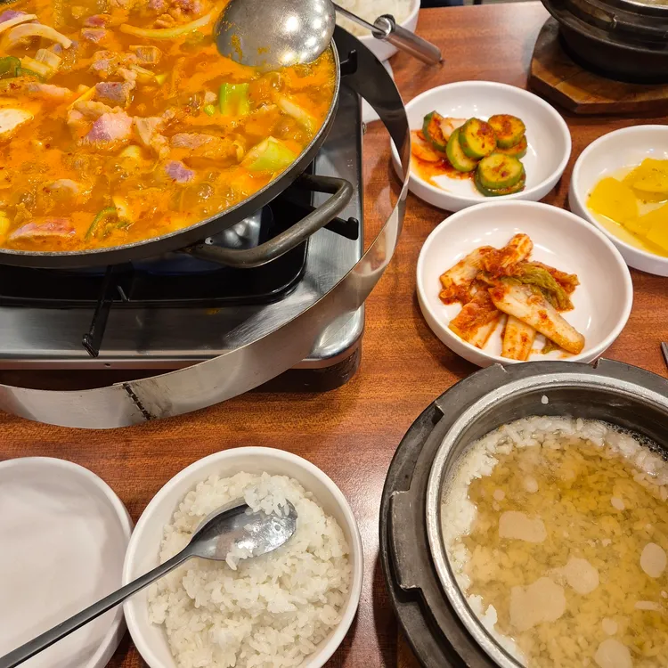 김삼보 김치찌개 대표 사진