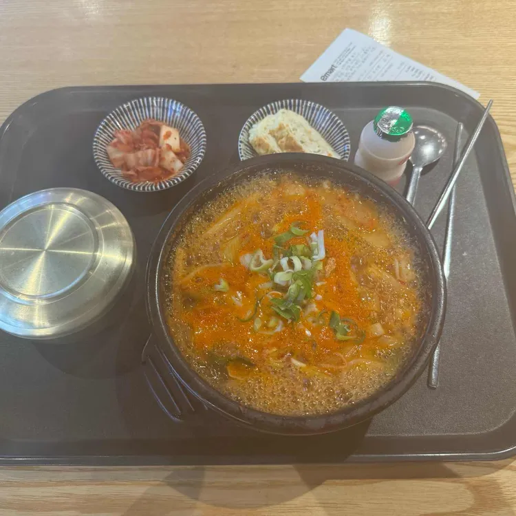 팔도국밥 육수당 대표 사진