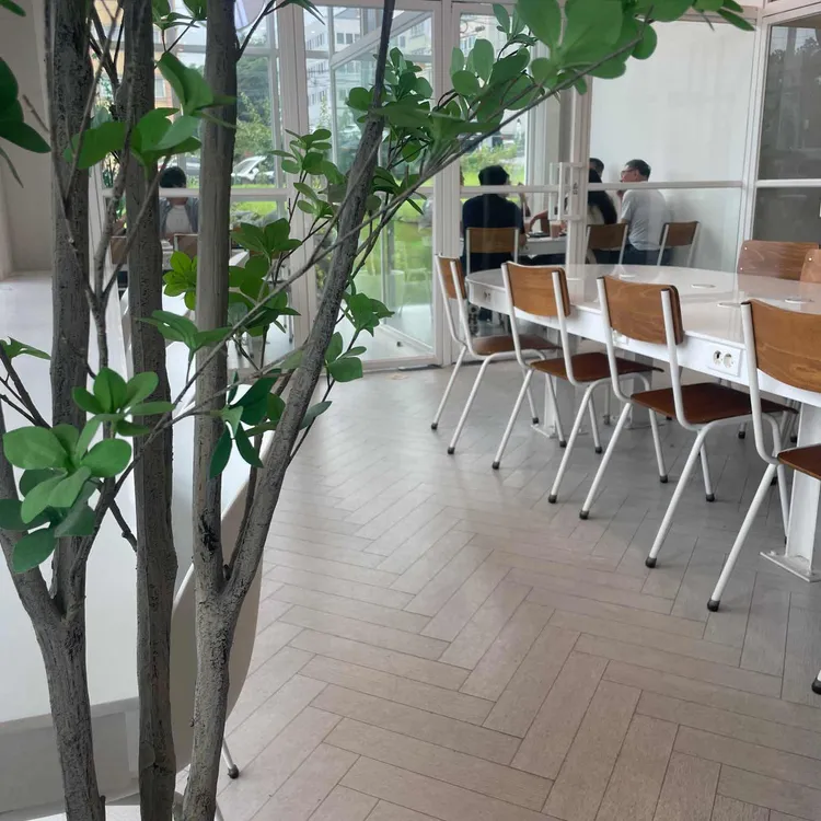 에이바우트 대표 사진