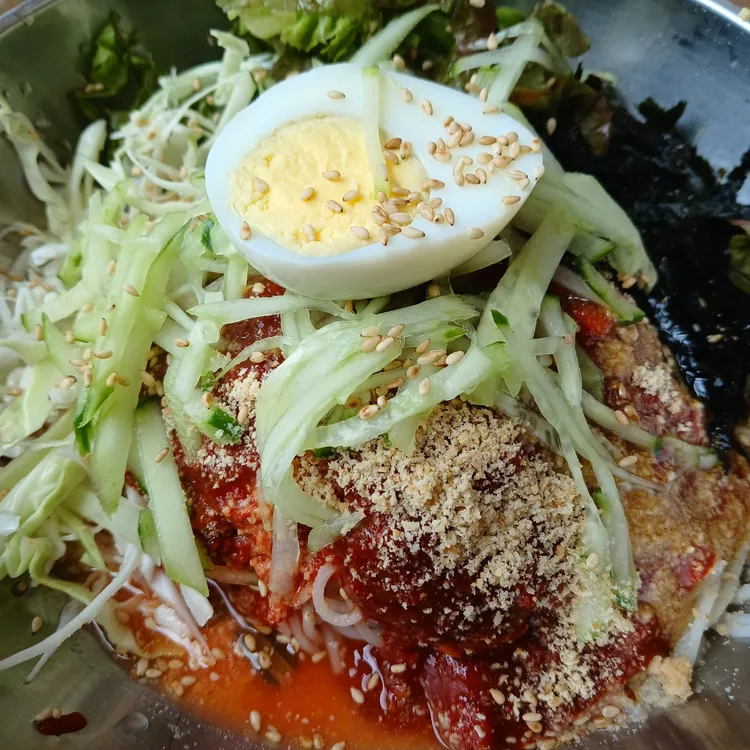 그린잔치국수 대표 사진