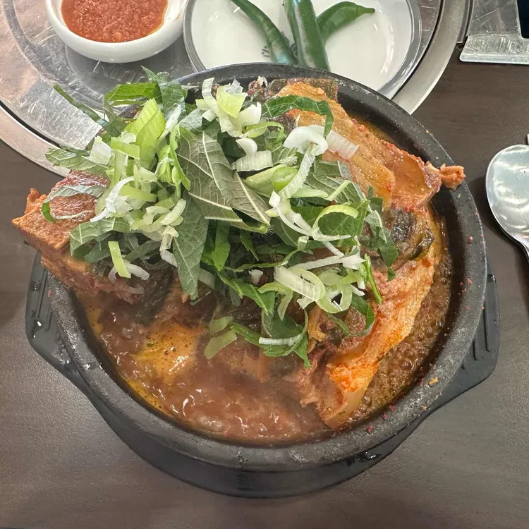 김채원24시감자탕 대표 사진
