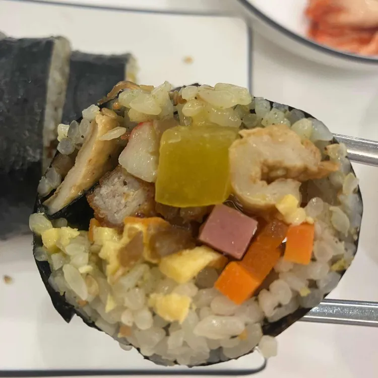 명인 동리반 대표 사진