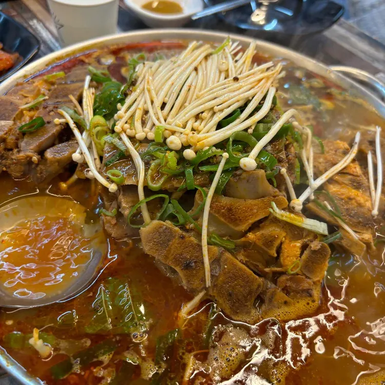 왕건이감자탕 대표 사진
